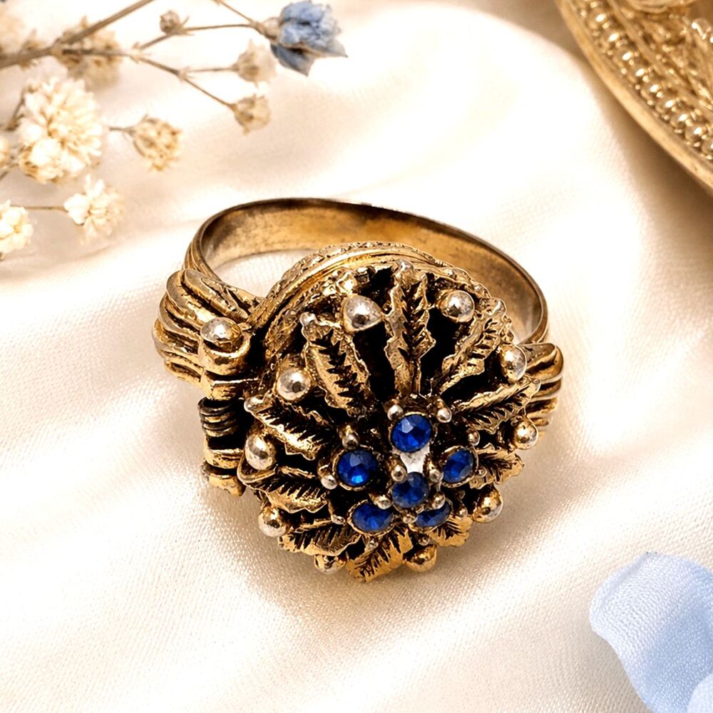 Vintage Gold Tone Blue Rhinestone Adjustable Poison Ring Secret Compartment